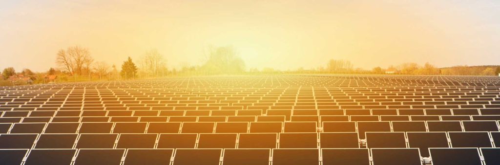Hogar Verde, Ventajas y desventajas de la energía solar